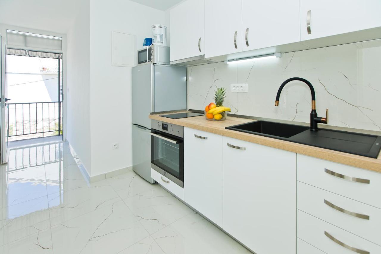 Forr Apartments - Hvar, Croatia フヴァル エクステリア 写真